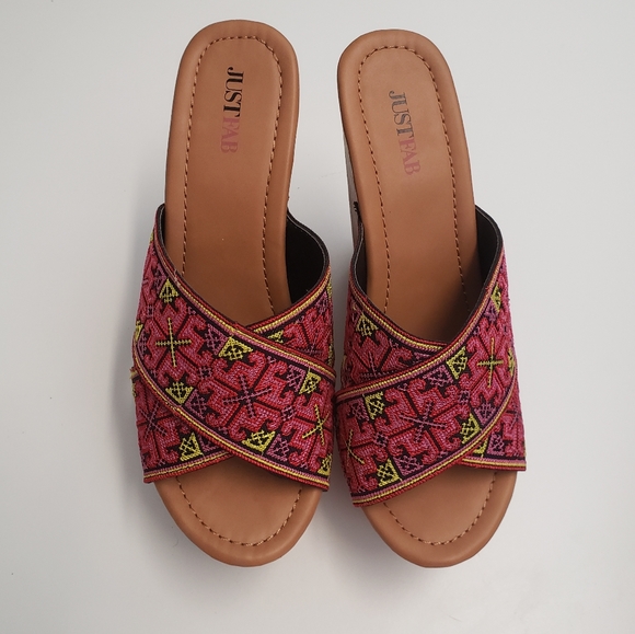NWOT Just Fab Wedges - Picture 3 of 5